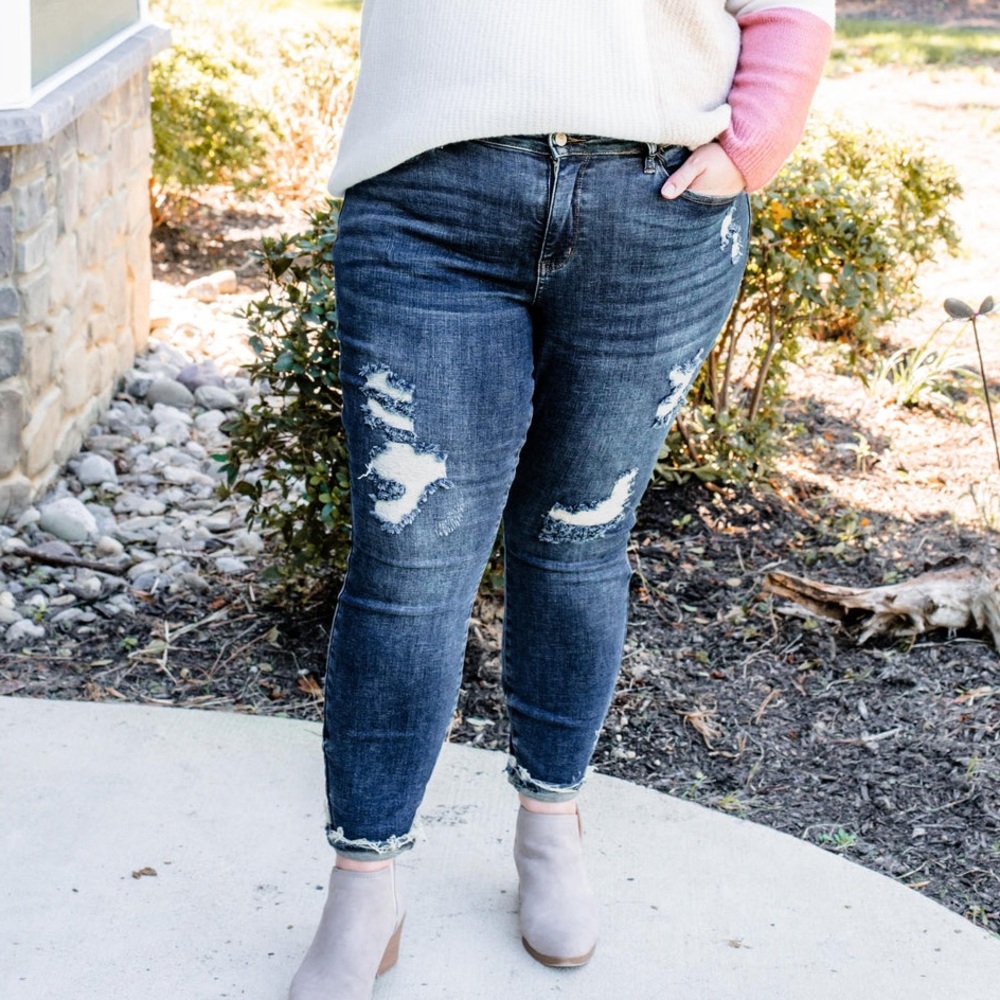 Judy Blue Midnight Midrise Distressed Ankle Jeans